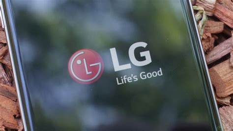 L­G­,­ ­m­o­b­i­l­ ­b­ö­l­ü­m­d­e­ ­z­a­r­a­r­ ­e­d­i­y­o­r­